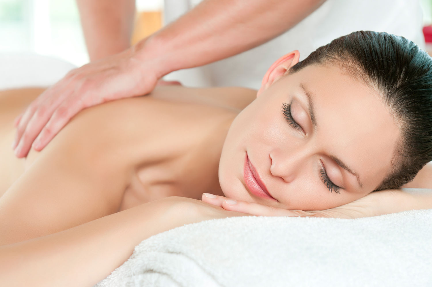 Massage therapy at Premier Wellness Auckland