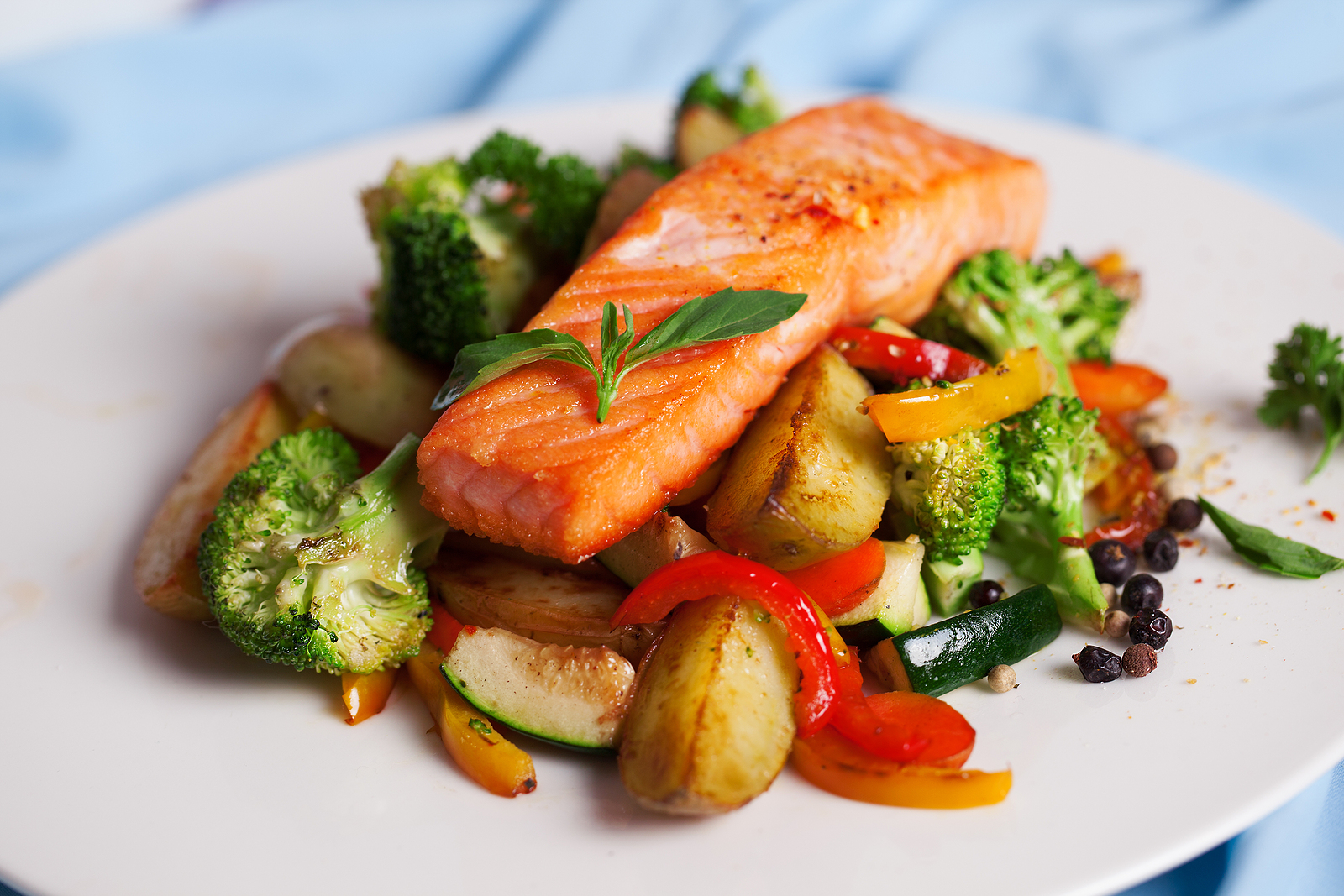 Baked salmon fillet with roasted vegetables